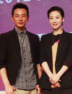 当初她和罗晋恩爱甜蜜,父亲得病却遭抛弃,最后嫁大21岁男人