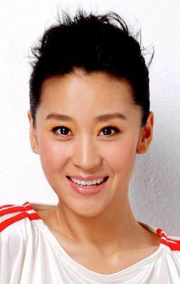 中国第一个会开飞机的女明星